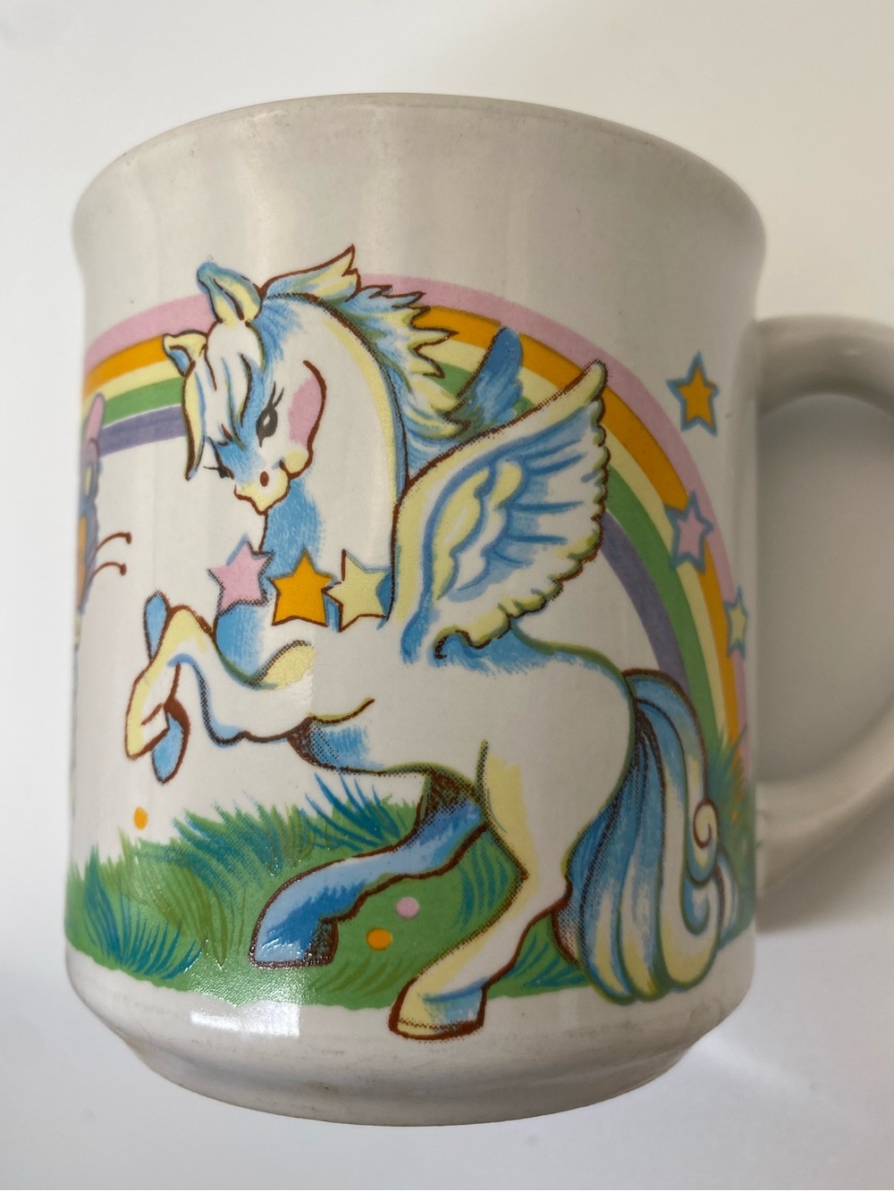 Vintage Wallace Berrie 1982 Fantasy Series mug winged horse